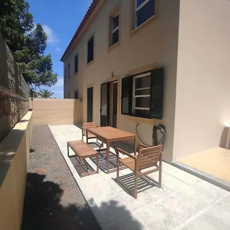 Casa Lombas *
